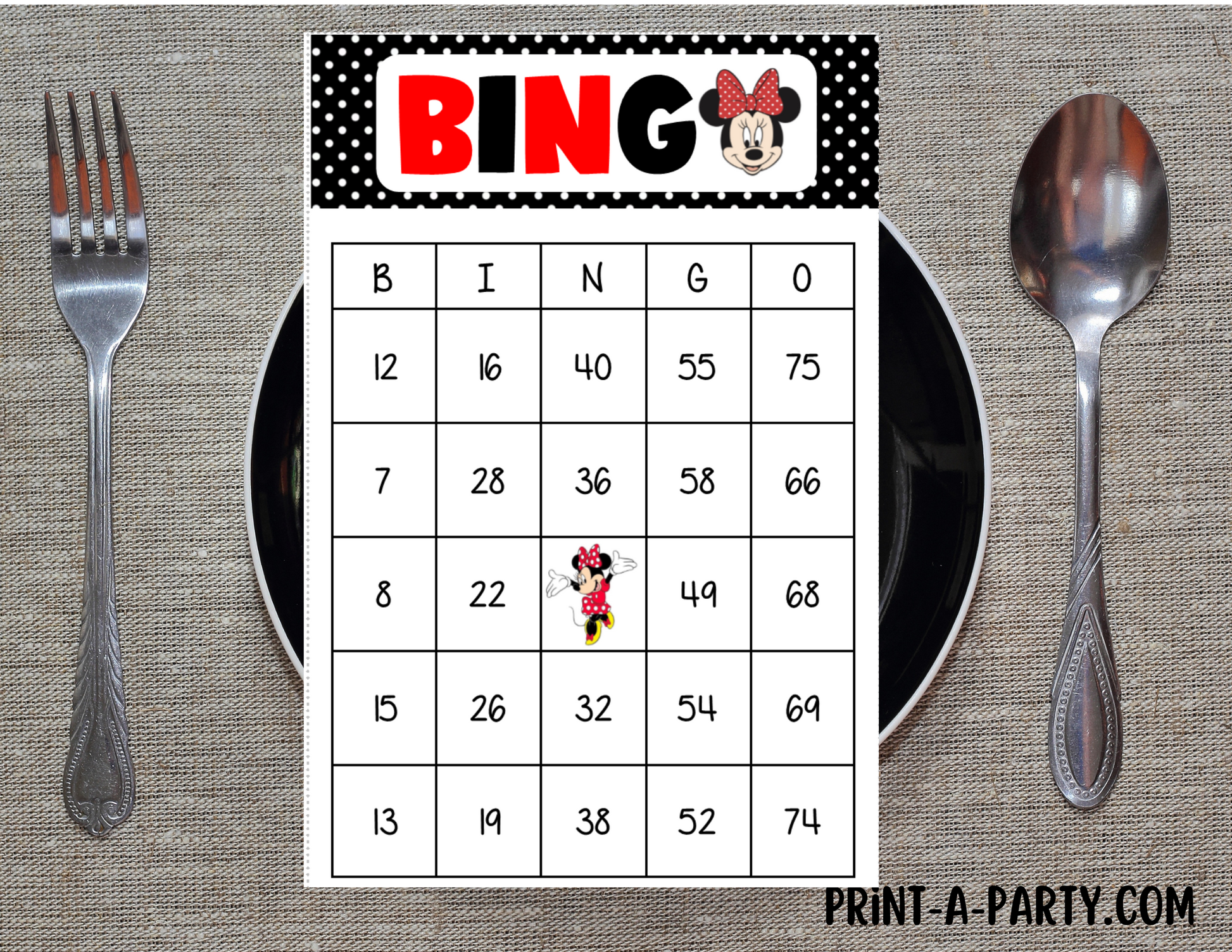 Schermata illustrativa del gioco Minniebet Bingo con cartelle e numeri